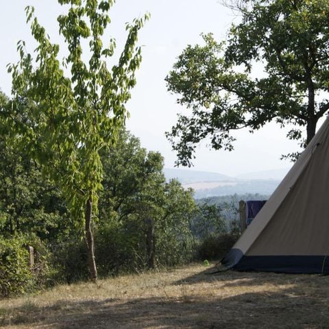 PIAZZOLA - Pacchetto natura - Piazzola + tenda o roulotte + 1 auto