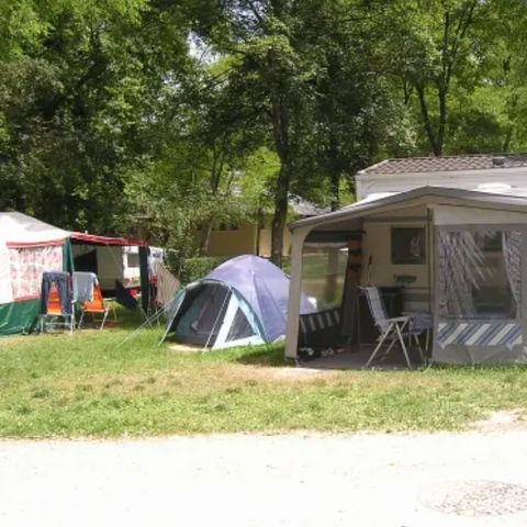 Stellplatz - Pauschale: Stellplatz + 1 Auto + Zelt oder Wohnwagen
