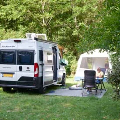 EMPLACEMENT - RCN le Moulin de la Pique | Emplacement (2 personnes incluses)