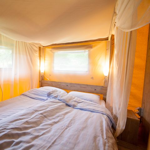 Tente en toile et en bois 6 personnes - Belle vue