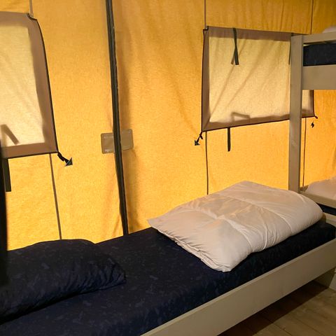 Tente en toile et en bois 6 personnes - Belle vue