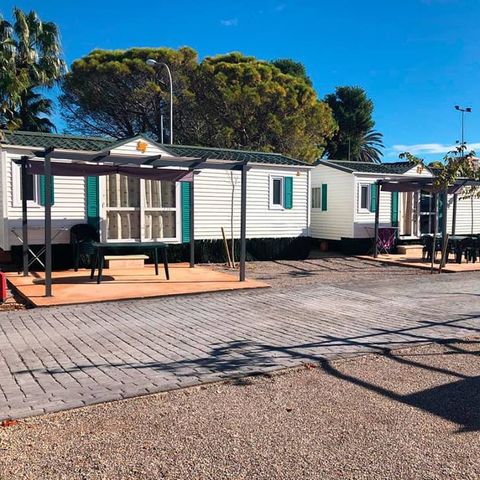 BUNGALOW 6 people
