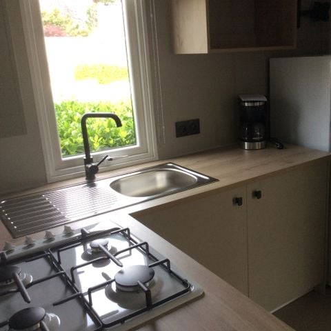 MOBILHOME 6 personnes - 6 pers 3 chambres Terrasse semi couverte 8 .80 m x 3.70 m 6 Lave-vaisselle et Tv incluse