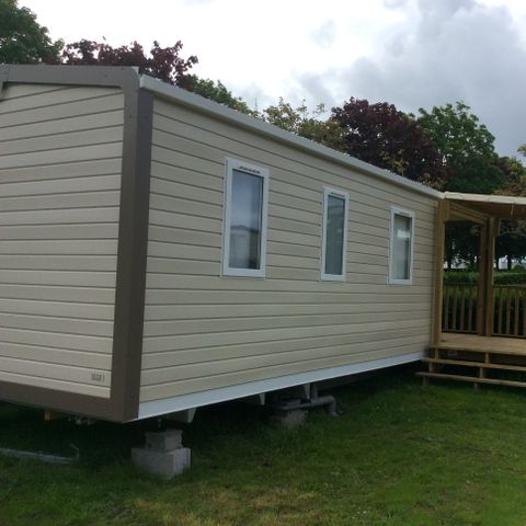 Stacaravan 6 personen - 6 pers 3 slaapkamers Half overdekt terras 8.80 m x 3.70 m 6 Vaatwasser en tv inbegrepen