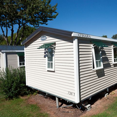 Stacaravan 4 personen - 2 slaapkamers + half overdekt terras 7,30 x 3,70 m