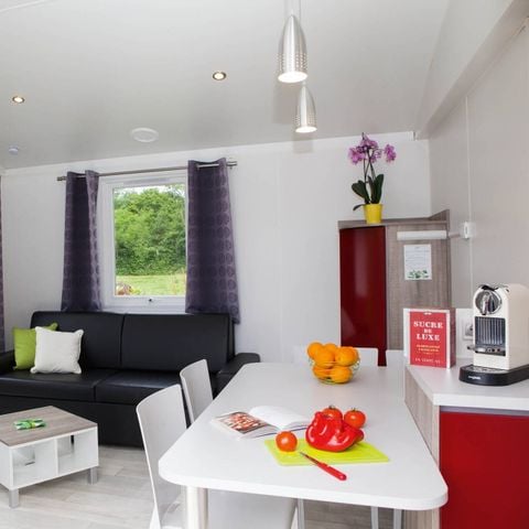 Mobilhome 4 personnes - Mobil-home | Classic | 2 Ch. | 4 Pers. | Terrasse surélevée | Toit terrasse | 1 SDB | TV