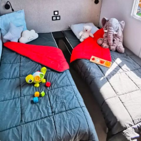 MOBILHOME 4 personnes - Presta+ 3 Pièces 4 Personnes Climatisé + TV