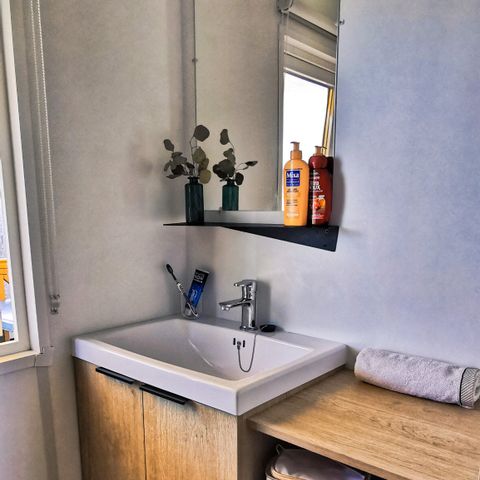 MOBILHOME 9 personas - PRESTA+ 4 habitaciones 40m² TV + aire acondicionado