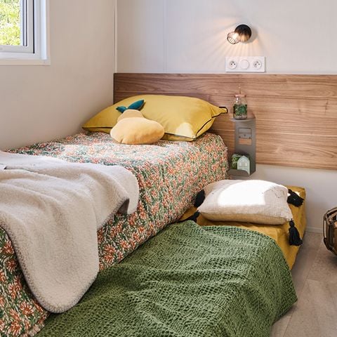 Mobilheim 8 personen - PRESTA + 40 m² – 4 Schlafzimmer, 2 Badezimmer, TV + Klimaanlage