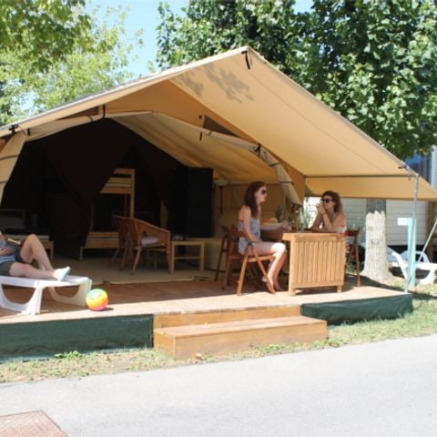 BUNGALOW DE LONA 6 personas - Safari, sin instalaciones sanitarias