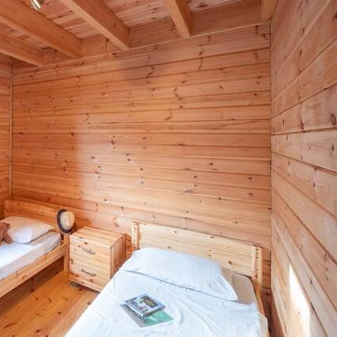 Chalet 7 personen - Lodge | 3 slaapkamers | 5/7 pers | Verhoogd terras | 1 badkamer | TV