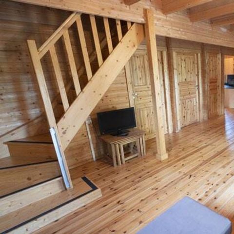 LODGE 10 Personen - 4 Zi. | 6/10 Pers. | Höhere Terrasse | 1 Bad | TV