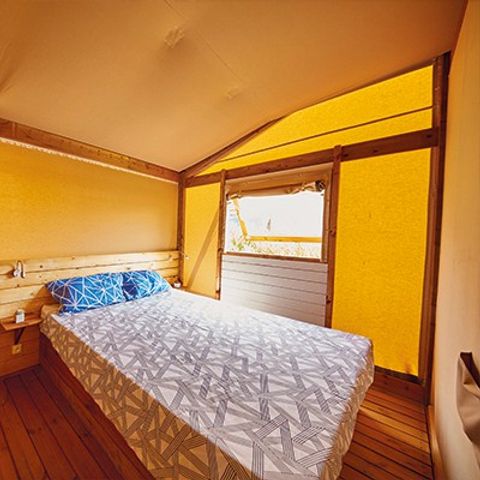 Canvas and wooden tent 5 persons - Lodge Tent | 2 Bedrooms | 4/5 Pers. | No bathroom