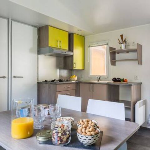 Mobile home 6 persons - Mobile-home | Comfort | 2 Bedrooms | 4/6 Pers. | Terrace with lift, not covered