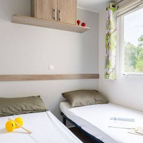 Mobile home 6 persons - Mobile-home | Comfort | 2 Bedrooms | 4/6 Pers. | Uncovered raised terrace | 1 bathroom | TV