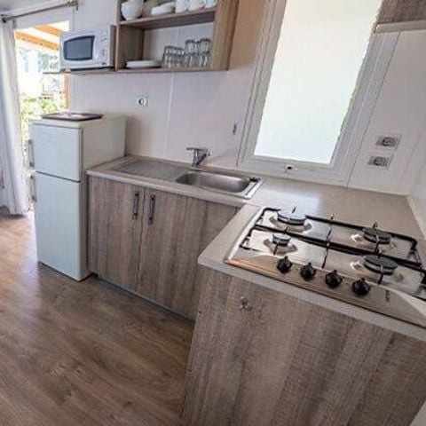 MOBILHOME 8 personnes - Mobil-home | Comfort | 3 Ch. | 6/8 Pers. | Terrasse surélevée non couverte | 1 SDB | TV