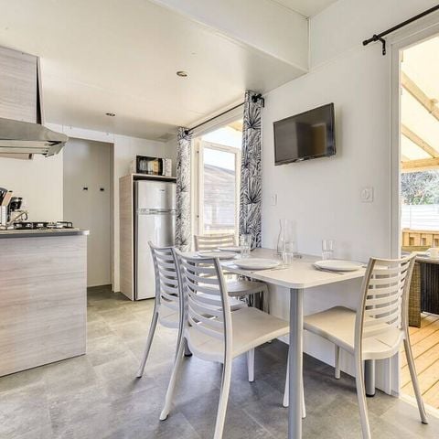 Mobilhome 4 personnes - Mobil-home | Premium | 2 Ch. | 4 Pers. | Terrasse surélevée | Clim. | TV