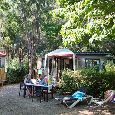 Stacaravan 6 personen - Mobile-home | Comfort XL | 2 slaapkamers | 4/6 pers. | Verhoogd terras | Airconditioning