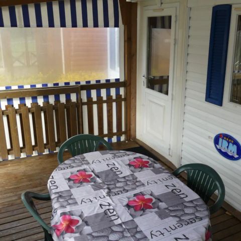 Mobilheim 4 personen - 2 Schlafzimmer - überdachte und geschlossene Terrasse