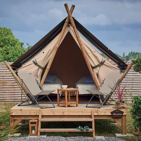 Uniek 2 personen - Lodge Moorea 5,5 m² op houten vloer van 11 m² - 1 kamer met 2 bedden van 80/190 . Nieuw in 2022