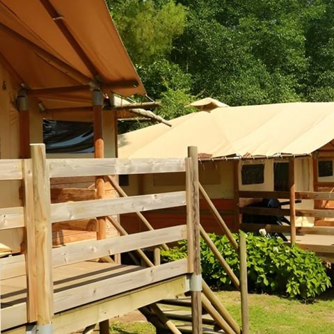 Tente en toile et en bois 4 personnes - Lodge IGUELDO 4 personnes