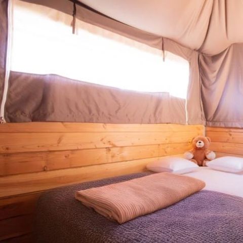 Canvas and wooden tent 4 persons - IGUELDO Lodge sleeps 4