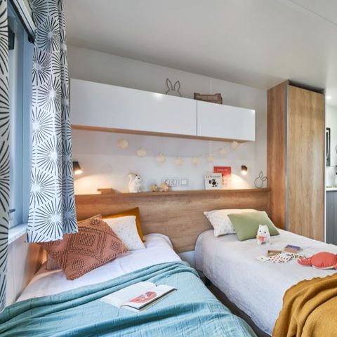 BUNGALOW 4 personnes - LUXE ANDIA (avec Spa et linge de lit fournis)