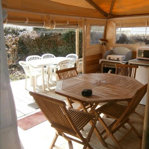 CANVAS AND WOOD TENT 6 people - Lodge URCHILO sleeps 6