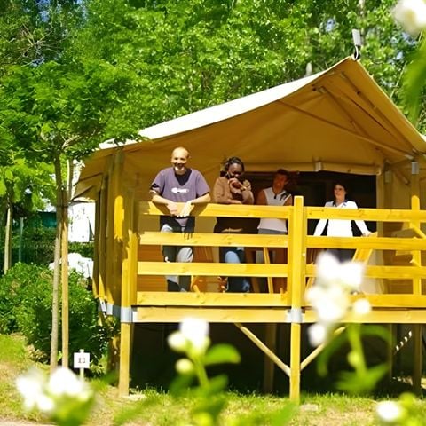 Tente en toile et en bois 6 personnes - Lodge ULIA 6 personnes