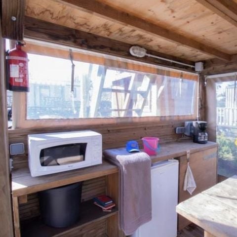 Tente en toile et en bois 2 personnes - Lodge LAINA 2 personnes