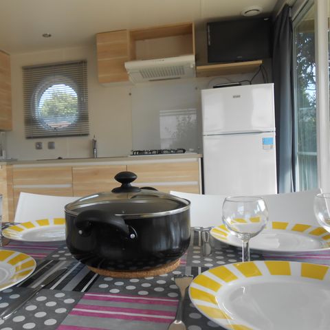 Mobilheim 4 personen - MOBILE HOME PANORAMA 25 M² mit überdachter Terrasse