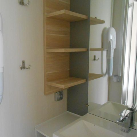Mobilheim 4 personen - MOBILE HOME PANORAMA 25 M² mit überdachter Terrasse