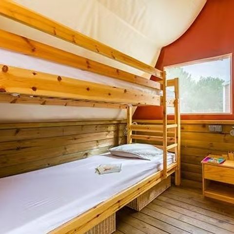 Bungalow toilé 8 personnes - Explorer | 4 Ch. | 6/8 Pers. | Terrasse surélevée non couverte | Sans SDB