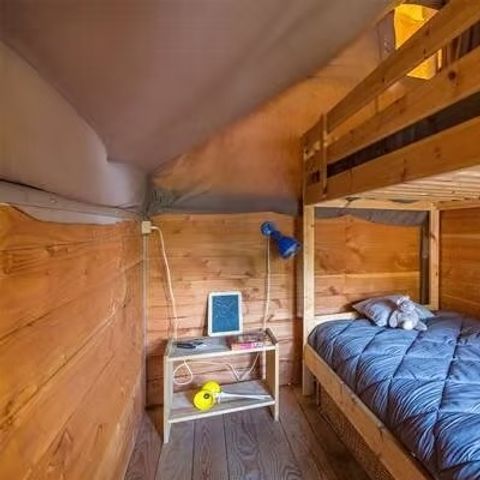 Bungalow toilé 8 personnes - Explorer | 4 Ch. | 6/8 Pers. | Terrasse surélevée non couverte | Sans SDB