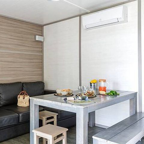 Stacaravan 7 personen - Chalet | Comfort XL | 3 slaapkamers | 5/7 pers. | Verhoogd terras | Airconditioning | TV