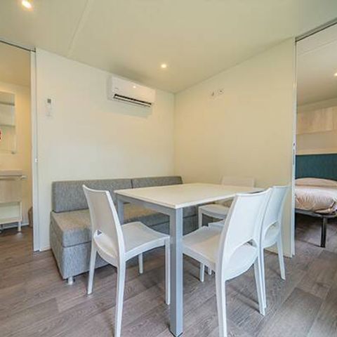 Mobilhome 4 personnes - Mobil-home | Premium | 2 Ch. | 4 Pers. | Terrasse surélevée | Clim. | TV