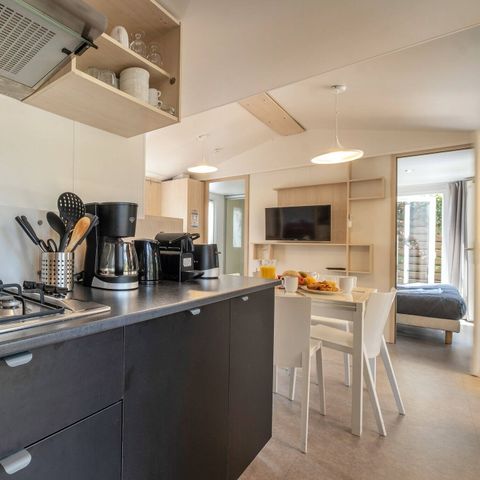 Stacaravan 4 personen - Stacaravan | Ultimate | 2 Slaapkamers | 4 Pers | Overdekt terras | 1 Badkamer | Airconditioning | TV