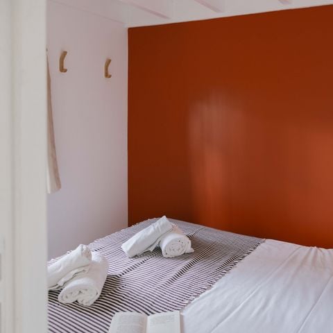 BUNGALOW 4 personnes - Cabane SIGNATURE | 2 chambres - Côté Lac