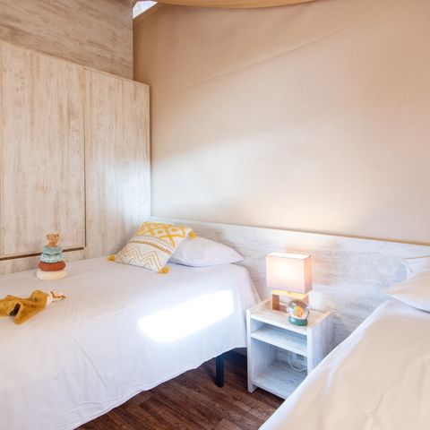 Tente en toile et en bois 4 personnes - Lodge Maasai