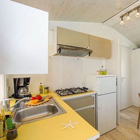Stacaravan 6 personen - Comfort stacaravan voor 6 personen, airconditioning (ca. 31m²)