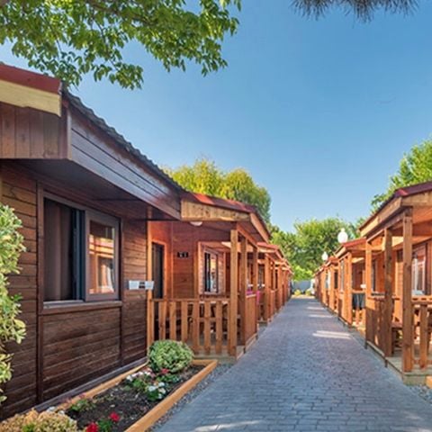 CHALET 4 personas - 1000