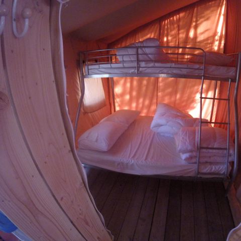TENT 5 people - SAFARI LODGE L 2 rooms without sanitary facilities
