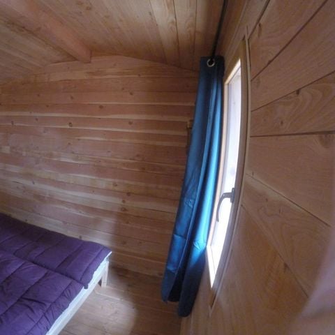 HÉBERGEMENT INSOLITE 4 personnes - CABANE PERCHEE ROBINSON 2 chambres sans sanitaires