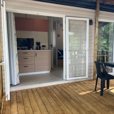 Stacaravan 4 personen -  RHONEA- 2 slaapkamers + tv + airconditioning in optie (2 volwassenen en 2 kinderen)