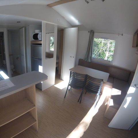 Mobilheim 4 personen - PREMIUM MONTSEREIN Klimatisiert- 2 Zimmer+ Geschirrspüler + TV (2 Erwachsene max+2 Kinder)