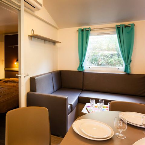 BUNGALOW 4 personnes - Mobil-home | Comfort | 2 Ch. | 4 Pers. | Terrasse surélevée | Clim.