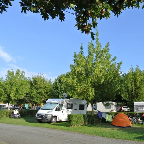 Stellplatz - Komfort-Paket, mit Strom