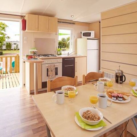 Stacaravan 6 personen - Stacaravan | Klassiek | 2 Slaapkamers | 4/6 Pers. | Verhoogd terras | TV