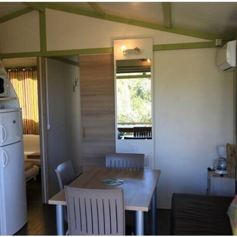 CHALET 6 personnes - Chalet | Comfort | 3 Ch. | 6 Pers. | Terrasse surélevée | 1 SDB | Clim.