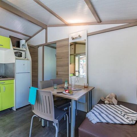 CHALET 6 personnes - Chalet | Comfort | 3 Ch. | 6 Pers. | Terrasse surélevée | 1 SDB | Clim.